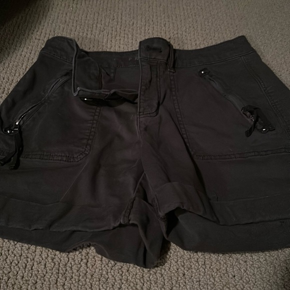 BHWM pret-a-play shorts - Picture 2 of 6